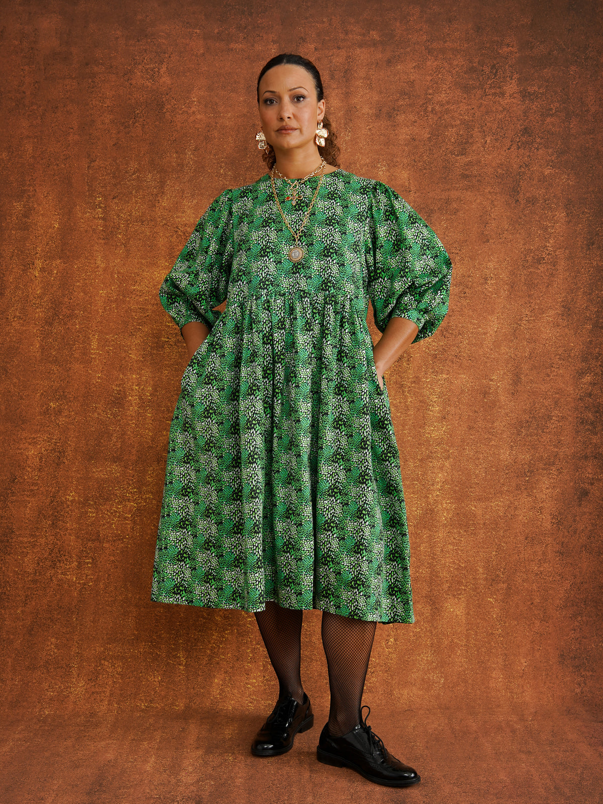 Megan Green Dress, side view